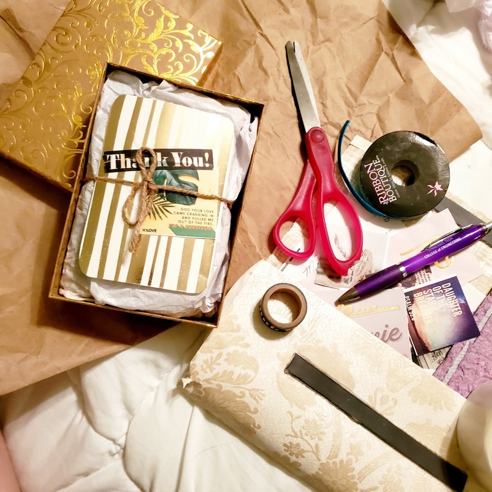 * How-To Bundle * The Insiders To Shopping Posh - image 8